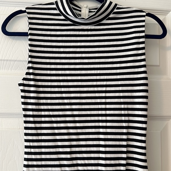French Connection striped sleeveless dress! - Picture 2 of 4